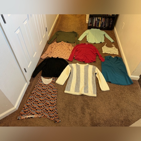 Old Navy Sweaters - Lot Of 9 Shirts Tops Sweaters Old Navy Forever 21 POL C Wonder S